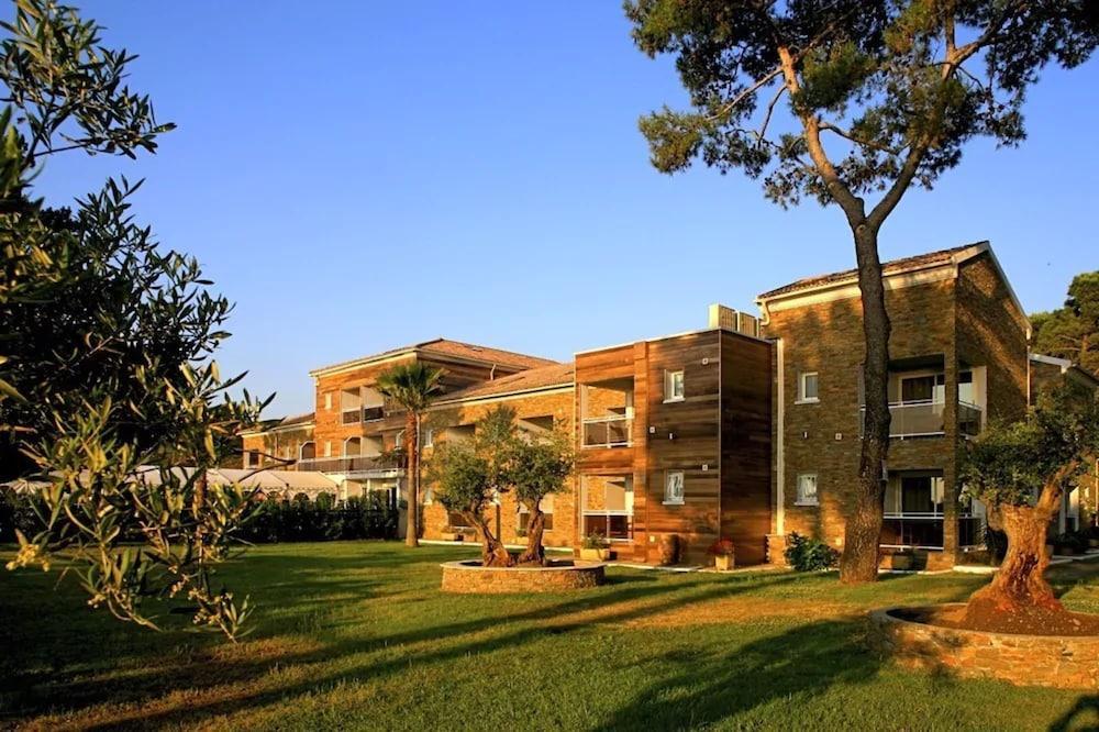 Hotel La Lagune لوسيانا المظهر الخارجي الصورة