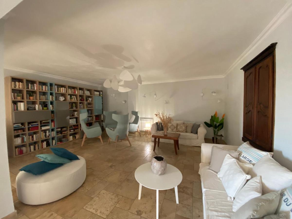 Hotel La Lagune لوسيانا المظهر الخارجي الصورة