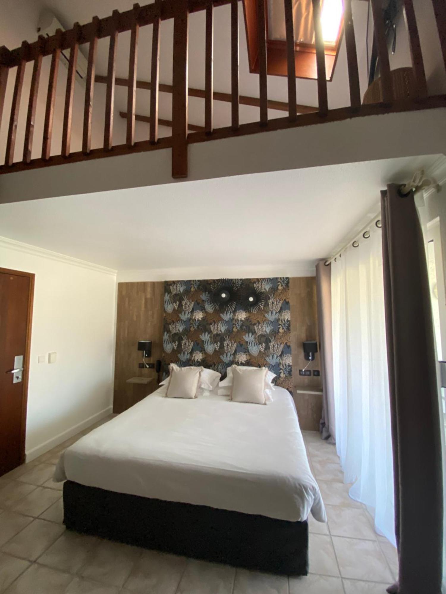 Hotel La Lagune لوسيانا الغرفة الصورة